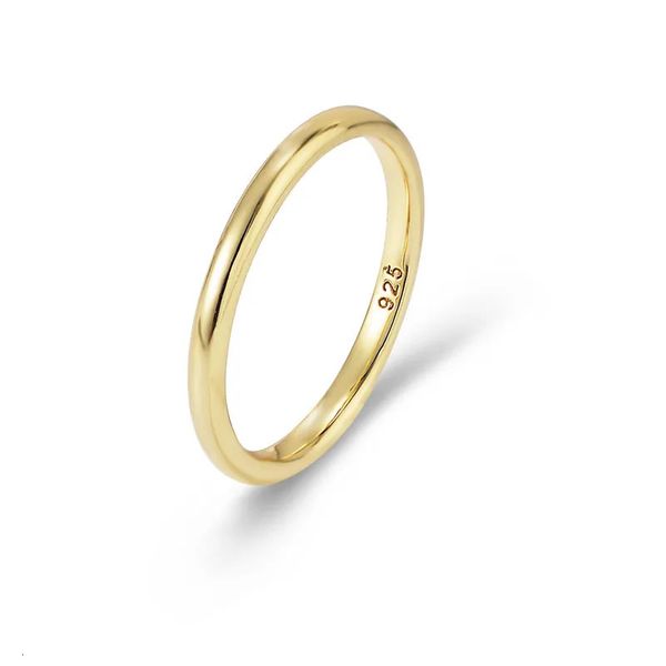 Fedi nuziali Donne minimaliste Semplice anello coreano lucido impilabile Anello in argento sterling 925 placcato oro impilabile Anello di marca semplice 231214