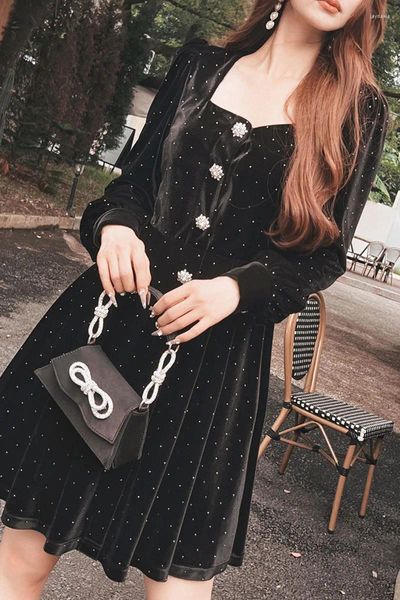 Повседневные платья Dabuwawa Бархатное черное платье с вырезом сердечком в винтажном стиле, осень 2023, женская роскошная плиссированная юбка в горошек с бриллиантами в стиле ампир DM1CDR011
