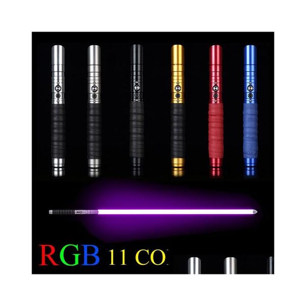 Andere Innenaccessoires Cosplay Metalllichtschwert MTI Farblichtschwert mit Sound LED-Spielzeug Geschenk Outdoor Kreatives Laserblinken K Dhhse