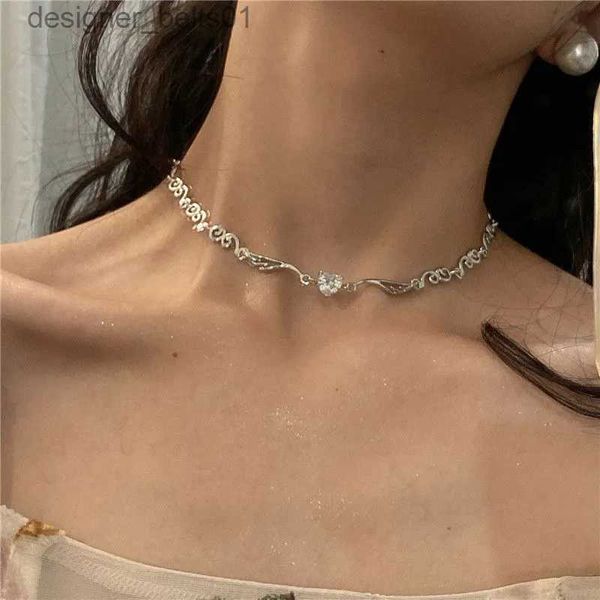 Colares Pingente Asas de Anjo Coração Ela Pingente Colares Cor Prata 5A Cubic Zirconia Estilo Minimalista Clavícula Corrente Mulheres e Menina JóiasL231215