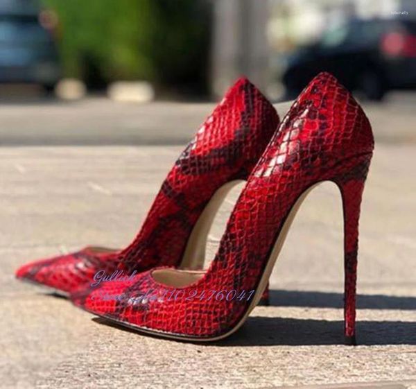 Sapatos de vestido Mulheres Vermelho Verde Rosa Snakeskin Salto alto 12cm 10cm 8cm Stilettos Pointd Toe Bombas de casamento rasas Sexy Banquete Calçado