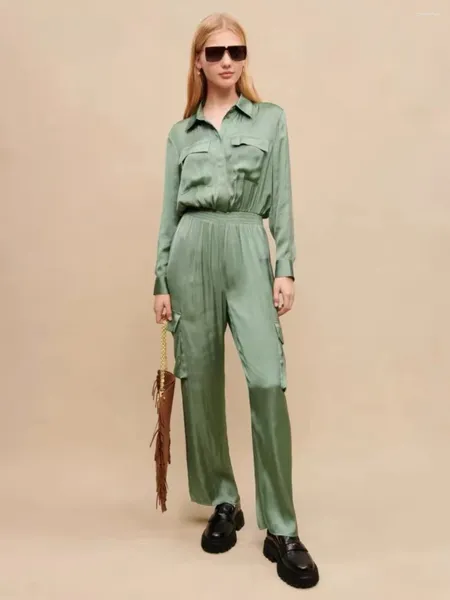 Pantaloni a due pezzi da donna 2023 Estate Stile casual di alta qualità Originale tinta unita verde colletto rovesciato Tuta a maniche lunghe per le donne