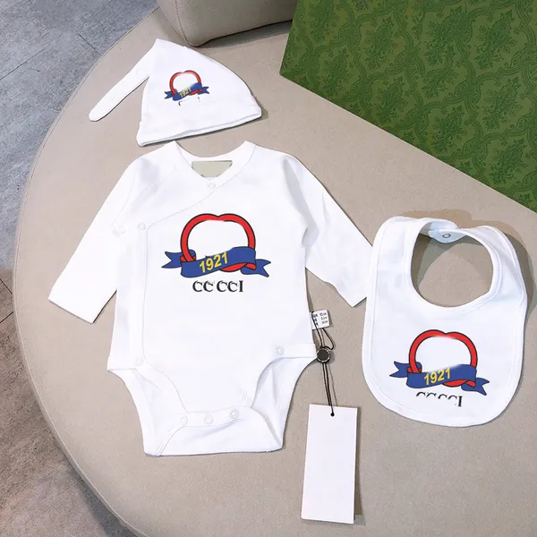 Neugeborenes Baby Kleidung Langarm Onesies Body Kinder G-Buchstabe Kletteranzug dreiteiliges Set Baby-Overall-Strampler aus reiner Baumwolle CSD2312151