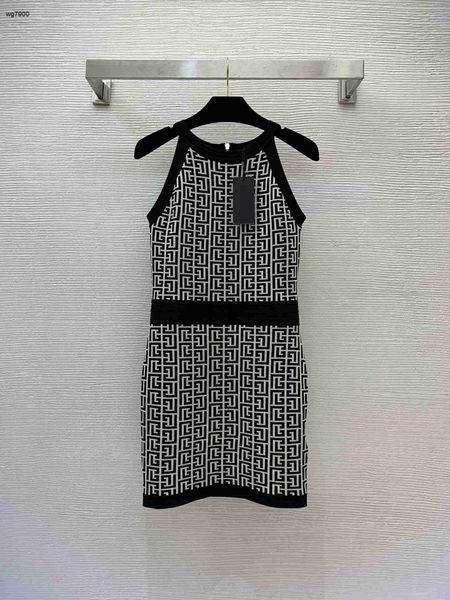 mulheres de luxo vestido suspender marca mulheres vestido roupas de grife senhoras verão saia sexy moda carta impressão giri vestidos 15 de dezembro recém chegados