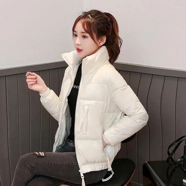 Trench da donna Versione coreana Cappotto imbottito in cotone viso luminoso Giacca invernale corta da donna 2023