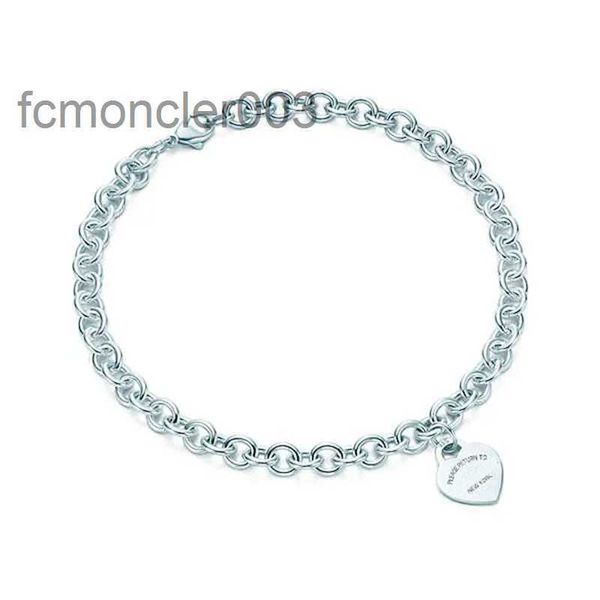 Beliebte Herzförmige Kreuz Schlüssel 925 Sterling Silber Halskette Armband Frau Schmuck Modische Einfache Memorial Day Hochzeit Party CSN3