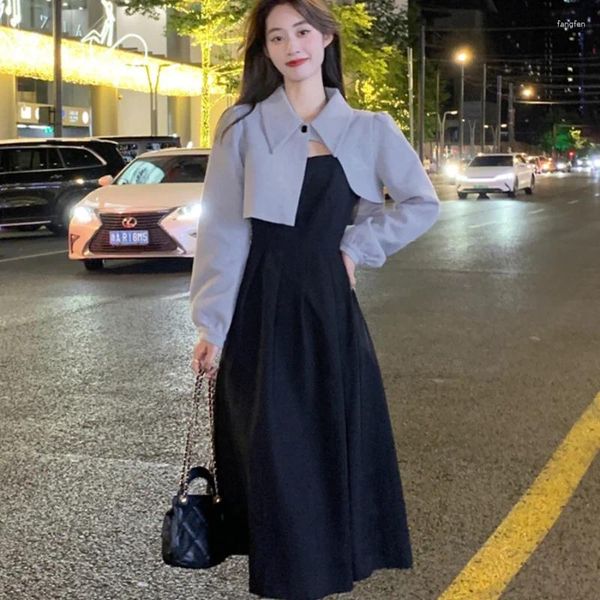 Arbeitskleider Koreanische Mode Outfits Damen 2023 Ankunft Sexy Elegantes schwarzes Trägerkleid Passendes kurzes GreyStyle Top Zweiteiliges Set