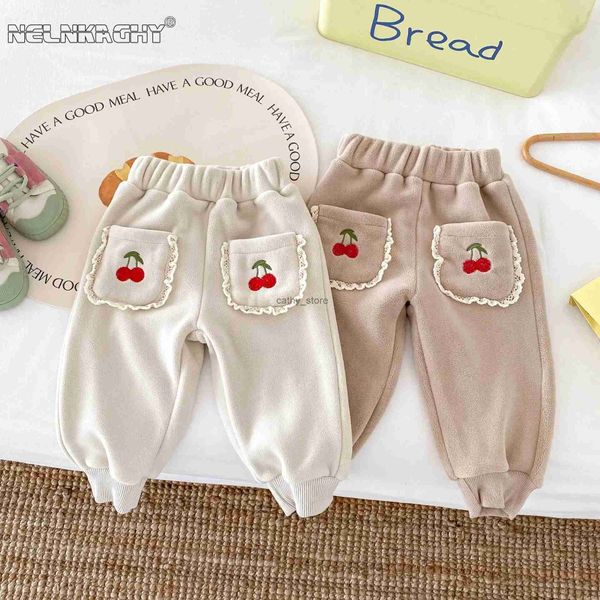 Tuta 2023 Inverno Novità per bambini Neonate Pantaloni Harem carini - Pantaloni per bambini in peluche spesso caldo ricamo Ciliegia Abbigliamento per bambiniL231114