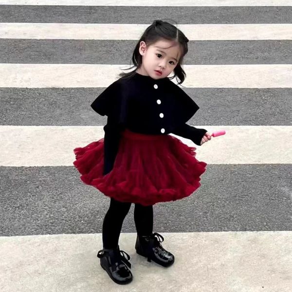 Set di abbigliamento Vestiti per ragazza Ragazze da 2 a 8 anni Set di moda Manica lunga Mantella Top Abito in tulle Vino rosso Tutu Pezzi 231215