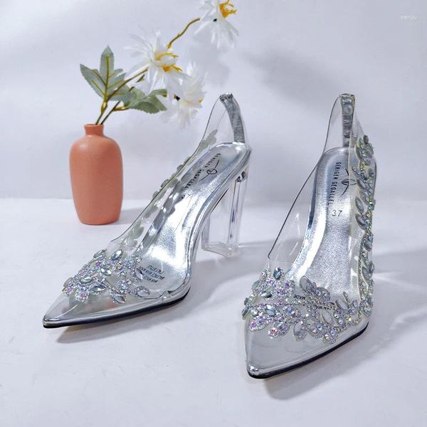 Robe chaussures 2023 mode design italien strass argent bout pointu clair élégant fête de mariage mariée dames talons hauts sandales