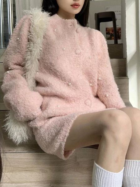 Abito a due pezzi Inverno Rosa Dolce e carino Set a due pezzi Donna Bottone giapponese Kawaii Elegante minigonna Completo femminile Moda coreana Y2k Set 231215