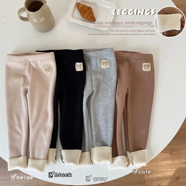 Leggings pieghevoli invernali abiti per bambini addensano ragazze leggings per ragazzi di pellicce solide pantaloni per bambini 231215