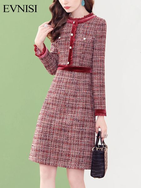 Abiti sexy urbani EVNISI Abito vintage in tweed con diamanti invernali con volant Vino Abiti eleganti Plaid con perline Abito fenicottero in lana Donna Autunno 231215