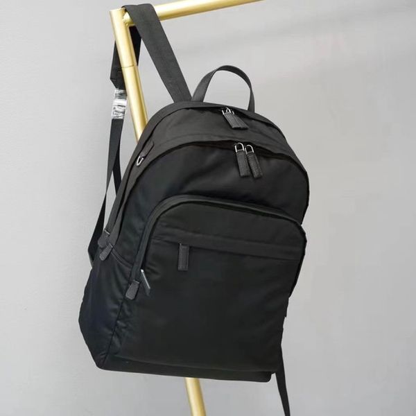 Tasarımcı Back Pack Açık Hava Spor Çantaları Giyim Dayanıklı Naylon Çanta Mens Moda Dizüstü Bilgisayar Sırt Çantası PRPU Su geçirmez Sağlam Paraşüt Kumaş Çanta Erkekler için