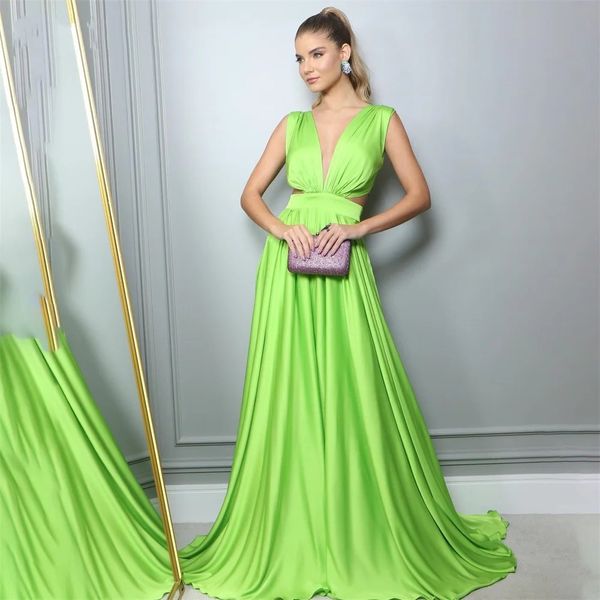 2024 Sexy Mintgrünes Abendkleid im Promi-Stil mit V-Ausschnitt, rückenfrei, Ausschnitt, Satin, A-Linie, Damen-Abschlussball, formelle Party-Kleider, Robe de Soiree, Vestidos de Fiesta