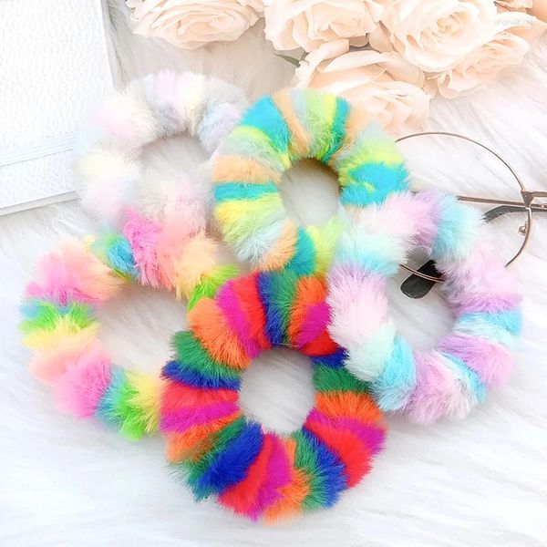 Accessori per capelli Confezione da 5 elastici invernali in pelliccia sintetica Lacci morbidi Anello porta coda di cavallo Accessorio per elastici in peluche