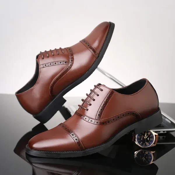 Sapatos de vestido 2023 homens couro moda derby clássico casual negócios calçados de casamento lace-up estilo britânico masculino sapato formal