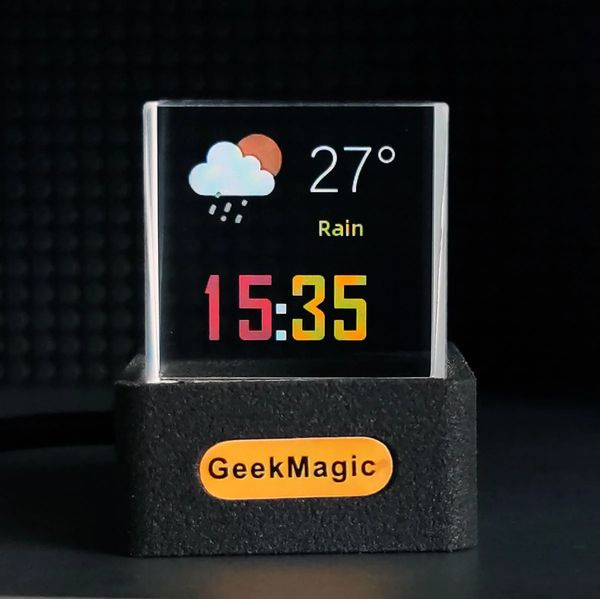 Schreibtisch-Tischuhren GeekMagic GIFTV Kristall-holografische Desktop-Dekoration, intelligente Wetterstation, Digitaluhr mit GIF-Animationen und Bildalbum 231216