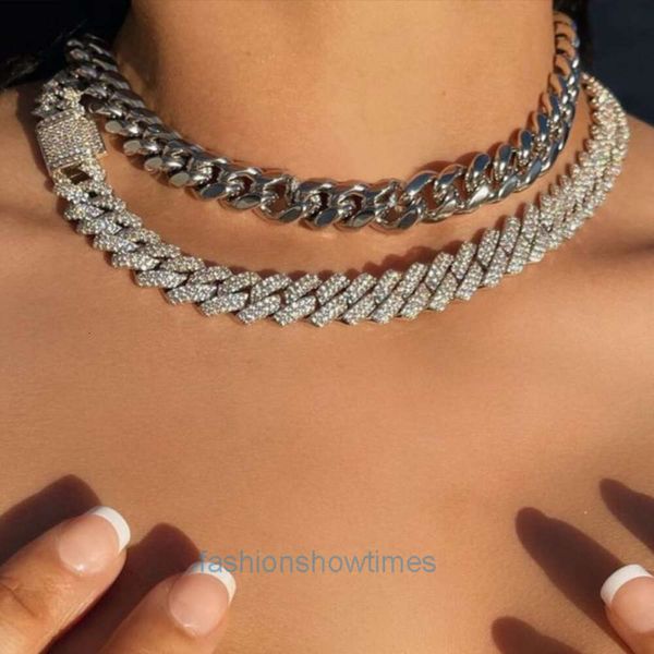 Tasarımcı Küba Kolne Keşirekleri Buzlu 14mm Prong Küba Bağlantı Zinciri Kolye Kadınlar Bling Kümelenmiş Rhinestones Pave Miami Ceza JewelleryChains