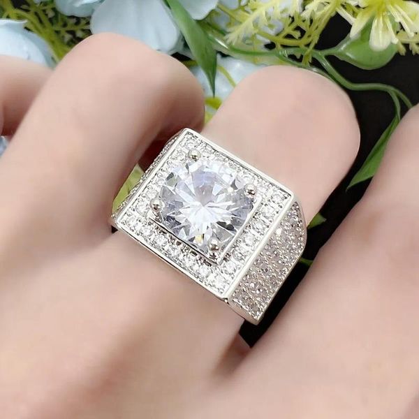 Anelli a grappolo di lusso 5 S 5A Diamanti zircone Pietre preziose per uomo 18 carati Oro bianco riempito Gioielleria raffinata Bague Fasce per dita Accessorio cool