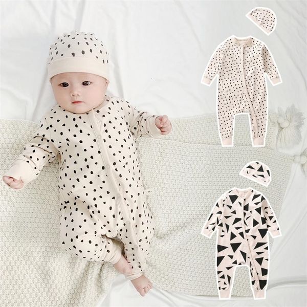 Strampler Baby Mädchen geboren Kleidung mit Hut Kleidung s Pyjamas Baumwolle Overall 0 24M Outfits 231215