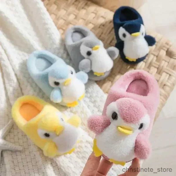 Pantofola Bambino Cute Cartoon Pinguino Pantofole Bambini Ragazzi Ragazze Pantofole invernali Bambini Coperta Scarpe calde di pelliccia Bambino Calzature da pavimento per la casa R231216