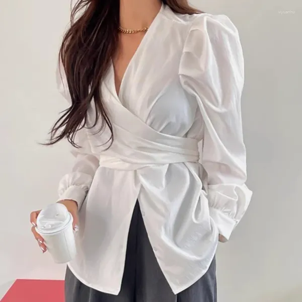 Blusas femininas superaen coreano chique 2023 outono com decote em v plissado rendas até cintura manga bolha camisa branco preto moda camisas femininas