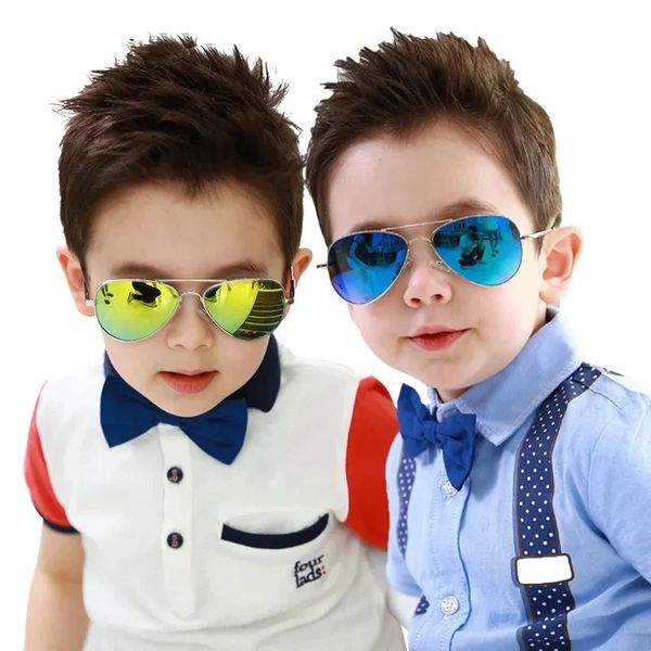 Occhiali da sole per bambini di lusso Bambini UV400 Protezione per gli occhi Moda Occhiali da sole antiriflesso Tonalità Ragazzi Ragazze Occhiali Gafas Occhiali da sole per bambini Giocattoli