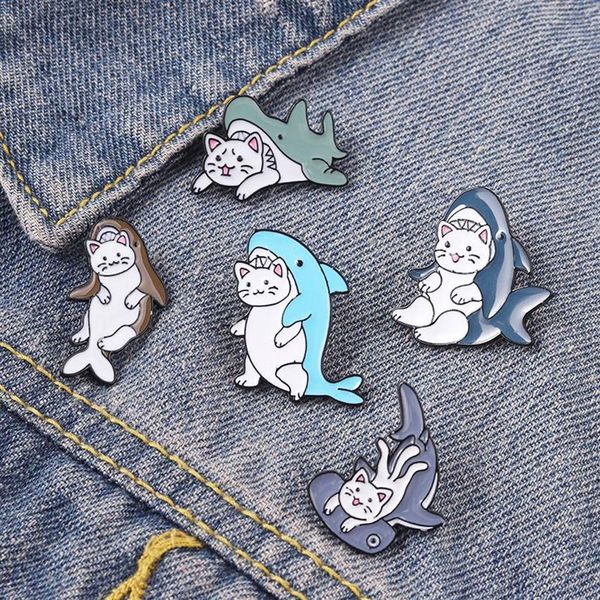 Ocean Animal Shark Eat Cat Forma Broches Unisex Dibujos animados Aleación Esmalte Solapa Pins Niños Lindo Comer Mochila Ropa Insignia Acce293k