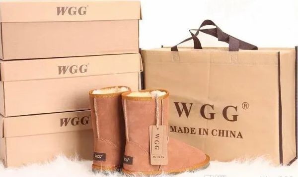 2023Heißer Verkauf Neues klassisches Design Aus UWGG Mädchen Damen Schneestiefel U582501 Kurze Damenstiefel Halten Sie warme Stiefel US3-12 KOSTENLOSER VERSAND