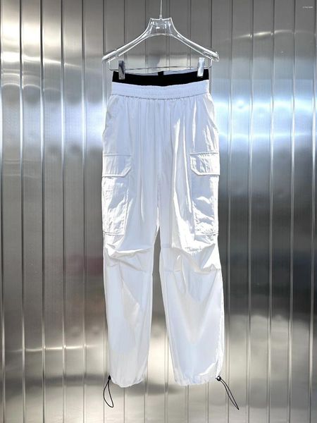 Damen-Jeans-Overall mit Sonnenschutz. Leichter Baumwollstoff für Komfort