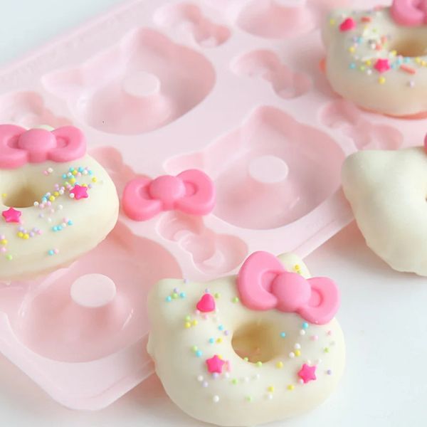 Ferramentas de bolo bonito gato rosa molde de silicone dos desenhos animados mini donut fondant biscoito chocolate pastelaria molde ferramentas de decoração de cozimento acessórios 231216