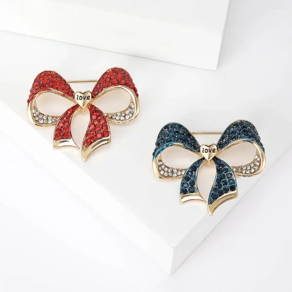 Broschen Zarte Voller Strass Bowknot Für Frauen Mode Luxus Bogen Geformte Pins Kleidung Abzeichen Hochzeit Bankett Schmuck