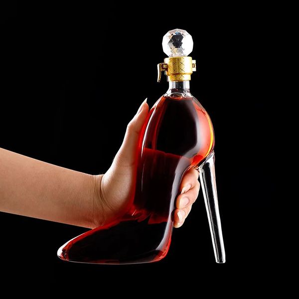 Fiaschetta 750ML Tacchi alti Forma Vaso da vino Pompe in borosilicato Boccale rosso Bicchieri per la casa Decorazione Vetreria per club Vetro per San Valentino 231216