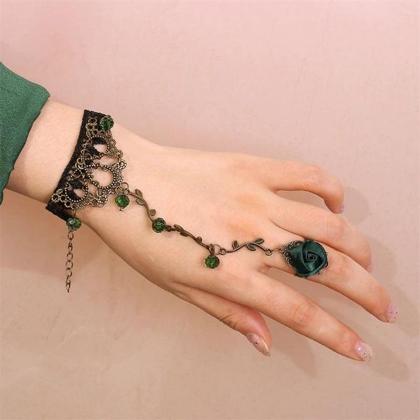 Link-Armbänder NCEE Koreanische Version von Sweet Rose Lace Armband mit Ring Integrierte Kette Armband Retro-Schmuck für Frauen Halloween-Geschenke