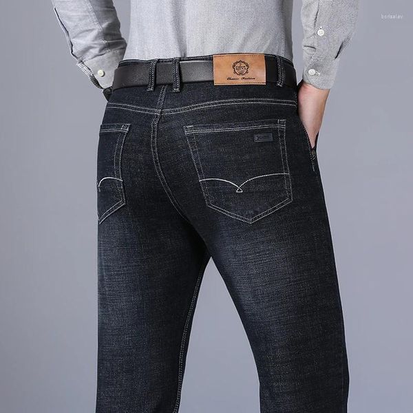 Jeans da uomo Casual Brand Moda Uomo Denim Dritto Regular Fit Pantaloni da lavoro Arrivi di alta qualità Pantaloni freschi giornalieri