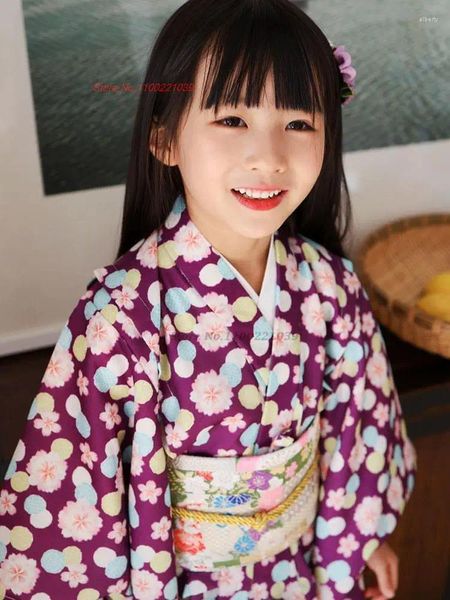 Abbigliamento etnico 2023 Stampa floreale nazionale Kimono giapponese Yukata Costume da spettacolo vintage per bambini tradizionale