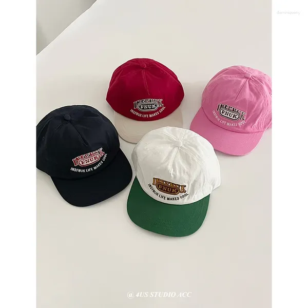 Ball Caps Lovers Vahşi Düz Bram Tepeli Kapak Kore tarzı Çeşitli Renkler Retro Hip Hop Yumuşak Top Beyzbol Kadınları