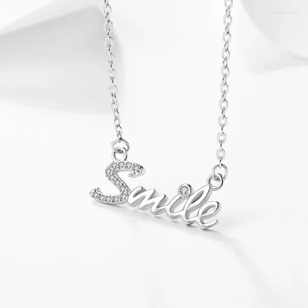 Collane con ciondolo UFOORO S925 Collana in argento sterling con zirconi trasparenti per donna Gioielli regalo Micro-intarsiato Lettere inglesi Sorriso Catena clavicola