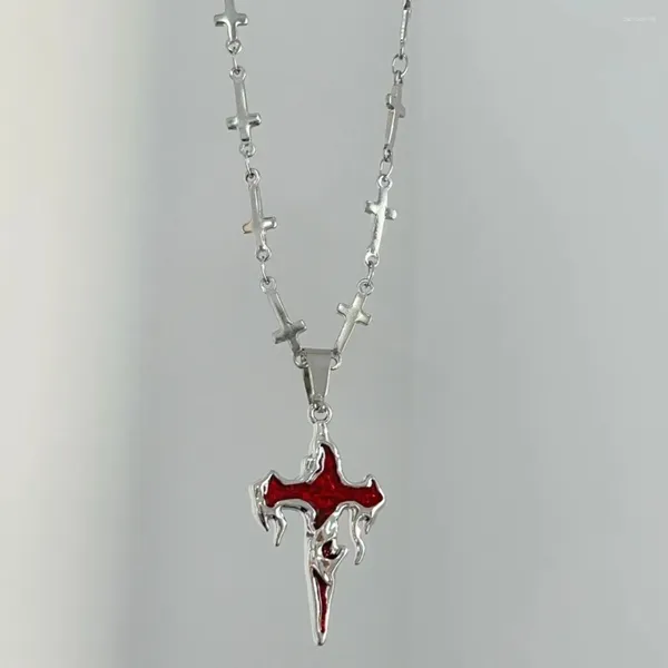 Anhänger Halsketten Gothic Mode Lava Flamme Rotes Kreuz Halskette Für Frauen Männer Vintage Dark Hip Hop Coole Schlüsselbein Kette Punk trendy Schmuck