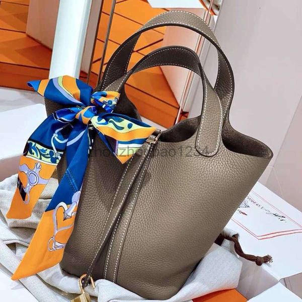 borsetta Borse firmate da donna Borse con chiusura Picotin Borsa tote Togo Borsa cesto di verdure Kraft nuovo secchiello invia sciarpa di seta pony moda mano Buck 0TV9