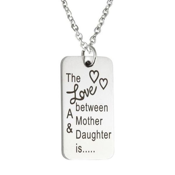Edelstahl-Schlüsselanhänger mit silbernem Anhänger „Die Liebe zwischen Mutter und Tochter ist ein Muttertagsgeschenk“ mit doppeltem Herzschlüssel 240C