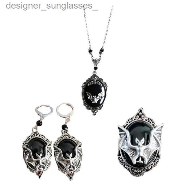 Anhänger Halsketten Halloween Schwarze Fledermaus Vampir Ohrringe Halskette Ring Schmuckset Halloween Gruselige Dekoration Party Gothic Schmuck Geschenk für Frauen MädchenL231218