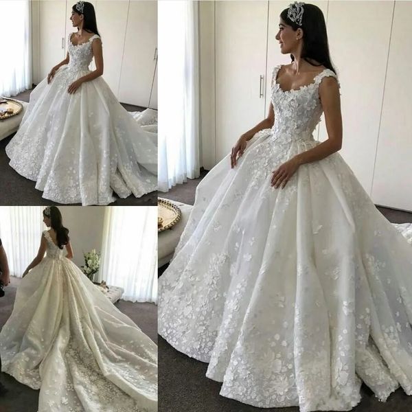 Abiti da sposa Elie Saab Ball Gown Abiti da sposa in pizzo 3D Abiti da sposa senza maniche Gonna gonfia Abito da sposa senza schienale Abiti da sposa