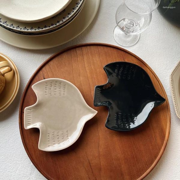 Assiettes créatives en céramique en forme d'oiseau, porcelaine de couleur unie, petite vaisselle, plats à gâteaux pour le petit déjeuner, fournitures de cuisine