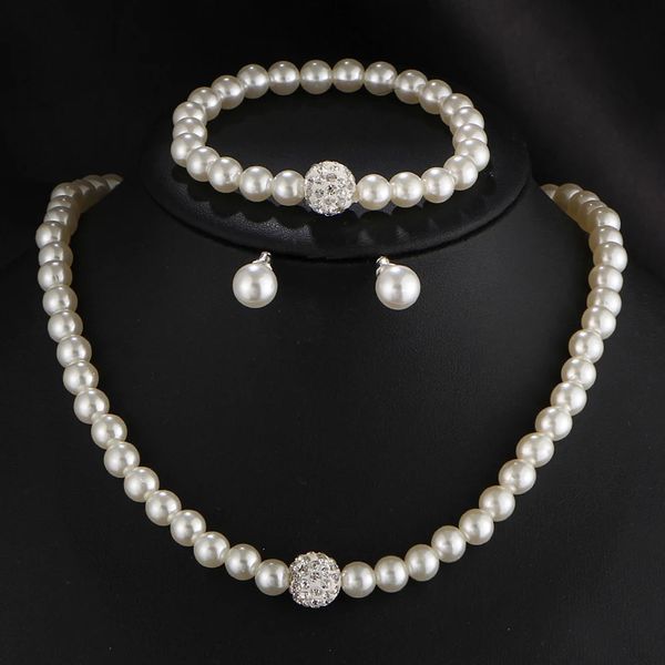 Conjuntos de jóias de casamento vintage simples falso pérola colar brincos conjunto para mulheres temperamento regência cristal gargantilha banquete accessorie 231216