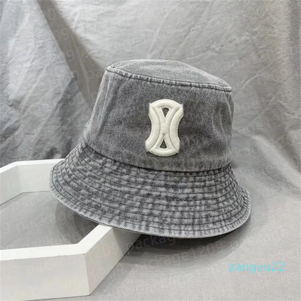 Caps 2023 Tasarımcılar Mektup Kova Şapkası Hip Hop Şapkaları Beyzbol Kapakları Erkekler İçin Yetişkin Düz Zirvesi