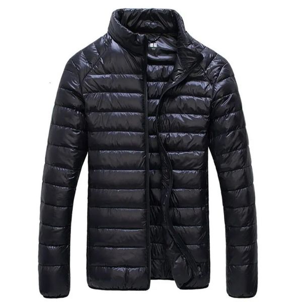 Piumino da uomo Autunno Inverno Piumino da uomo Casual Colletto alla coreana Cappotto Parka ultraleggero Capispalla portatile Antivento Piumino d'anatra bianco 6XL 231218