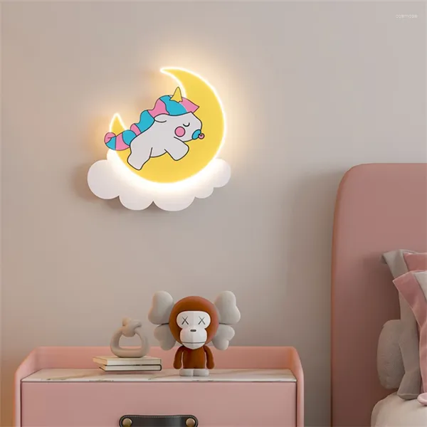 Lampada da parete Cartoon Yellow Moon Lamps Camera dei bambini Comodino Camera da letto Camera da letto nordica Protezione per gli occhi Luci a LED