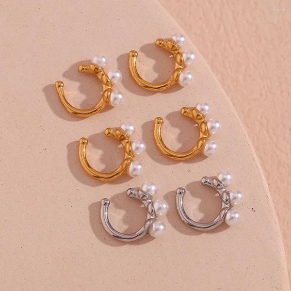 Orecchini con tre perle Clip per orecchie a forma di C senza appannamento Colore argento placcato oro 18 carati per donna Polsini in acciaio inossidabile 316L